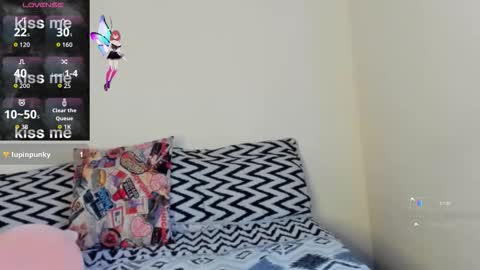 Snapshot of valentinamarti chatting on November 10, 2025, 5:56 pm valentinamarti online show from November 10, 2025, 5:56 pm