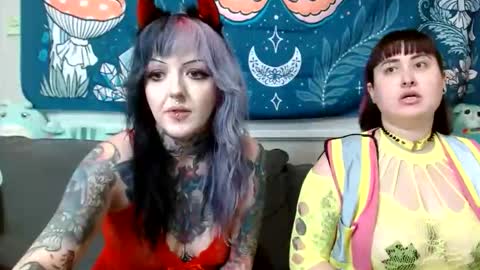 Snapshot of valentinevoss chatting on October 20, 2025, 3:40 am Valentine online show from October 20, 2025, 3:40 am