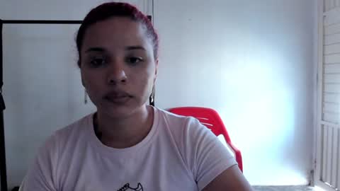 Snapshot of valentinna_5 chatting on January 25, 2025, 6:46 pm Danielle  Please help me to reach 300 thumbs up online show from January 25, 2025, 6:46 pm