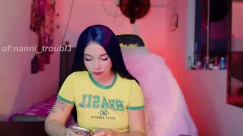 Snapshot of valentinna_5 chatting on September 27, 2025, 12:15 am Danielle  Please help me to reach 300 thumbs up online show from September 27, 2025, 12:15 am