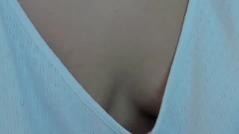 Snapshot of valentoro1 chatting on January 10, 2025, 2:45 pm Vale Toro online show from January 10, 2025, 2:45 pm