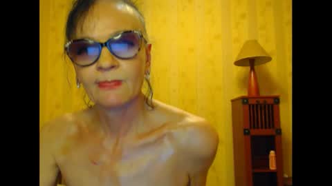 Snapshot of valenttijm3851 chatting on February 28, 2025, 9:23 pm valentijm online show from February 28, 2025, 9:23 pm