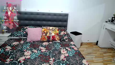 Snapshot of valeria_and_katy chatting on December 20, 2024, 10:11 pm valeria 24 online show from December 20, 2024, 10:11 pm