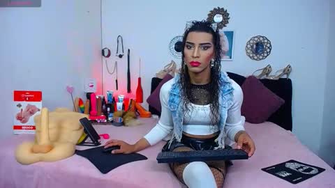 Snapshot of valeria_dior_ chatting on October 16, 2025, 12:28 pm ...VALERIA DIR... online show from October 16, 2025, 12:28 pm