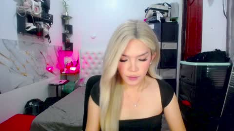 Snapshot of valeria_nikia chatting on February 3, 2025, 2:02 pm VALERIA online show from February 3, 2025, 2:02 pm