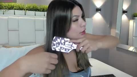 Snapshot of valeriagarciax chatting on March 1, 2025, 12:01 pm ValeriaGarciax online show from March 1, 2025, 12:01 pm