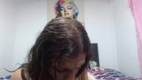 Snapshot of valerie_rousse chatting on February 22, 2025, 11:46 pm valerie_rousse online show from February 22, 2025, 11:46 pm