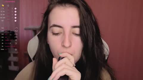 Snapshot of valeritiio chatting on September 21, 2025, 3:52 am valeritiio online show from September 21, 2025, 3:52 am