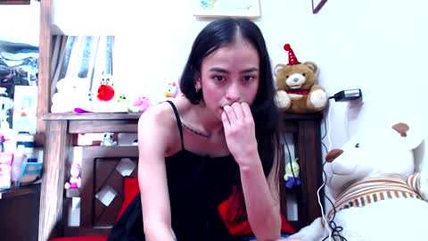 B V Naughty online show from February 23, 2025, 9:48 pm