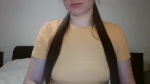 Snapshot of vanesajewel chatting on March 5, 2025, 5:50 pm VanesaJewel online show from March 5, 2025, 5:50 pm