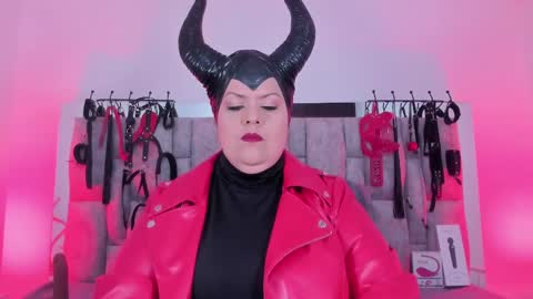 Snapshot of vanessa_moka chatting on February 26, 2025, 3:19 pm Vanessa online show from February 26, 2025, 3:19 pm