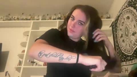 Snapshot of vanessaluvs2play chatting on September 28, 2025, 11:54 pm vanessaluvs2play online show from September 28, 2025, 11:54 pm