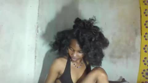 vanillachann online show from October 12, 2025, 5:34 pm