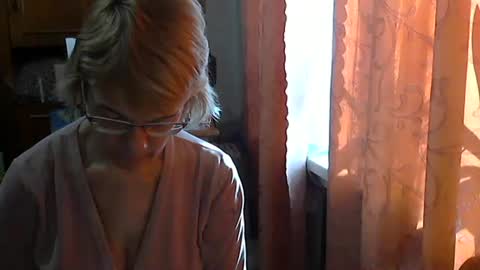 Vanillaxcreamy online show from February 26, 2025, 11:09 am