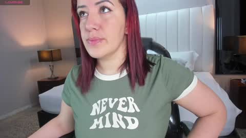 Snapshot of vanitysex chatting on January 25, 2025, 11:34 am Karine online show from January 25, 2025, 11:34 am