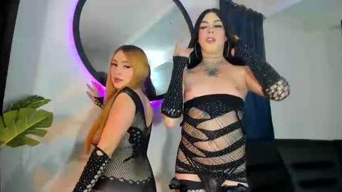 Vanessa online show from October 18, 2025, 5:10 am