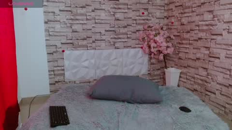 Snapshot of vanse_lust chatting on February 6, 2025, 10:21 pm Karuna online show from February 6, 2025, 10:21 pm