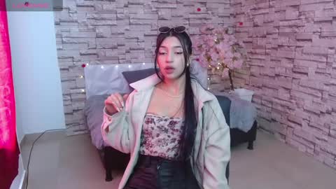 Snapshot of vanse_lust chatting on February 9, 2025, 6:58 pm Karuna online show from February 9, 2025, 6:58 pm