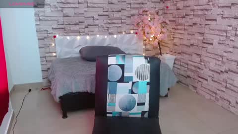 Snapshot of vanse_lust chatting on February 26, 2025, 8:44 pm Karuna online show from February 26, 2025, 8:44 pm