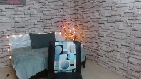 Snapshot of vanse_lust chatting on March 7, 2025, 10:43 pm Karuna online show from March 7, 2025, 10:43 pm