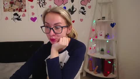 Snapshot of vasilisasii chatting on January 22, 2025, 3:51 pm Vasilisa online show from January 22, 2025, 3:51 pm