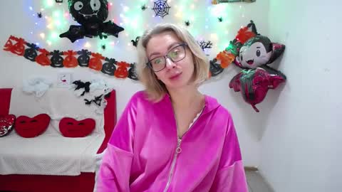 Snapshot of vasilisasii chatting on October 18, 2025, 6:16 am Vasilisa online show from October 18, 2025, 6:16 am