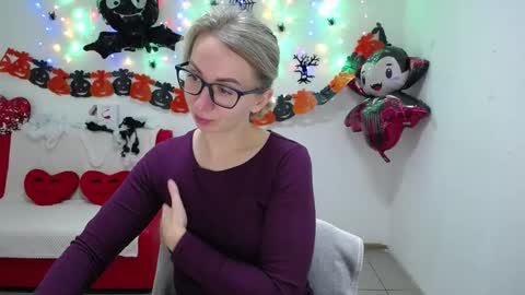 Snapshot of vasilisasii chatting on October 22, 2025, 5:30 am Vasilisa online show from October 22, 2025, 5:30 am