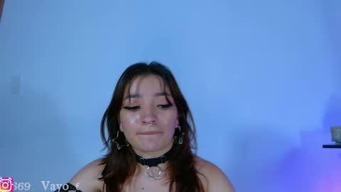 Snapshot of vayolett_dakotta chatting on February 16, 2025, 8:55 pm Vayolett online show from February 16, 2025, 8:55 pm