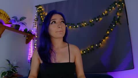 Snapshot of vayolett_dakotta chatting on October 27, 2025, 12:58 am Vayolett online show from October 27, 2025, 12:58 am