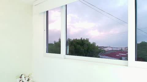 Snapshot of vctoria_collins_ chatting on October 6, 2025, 10:56 am Victoria online show from October 6, 2025, 10:56 am