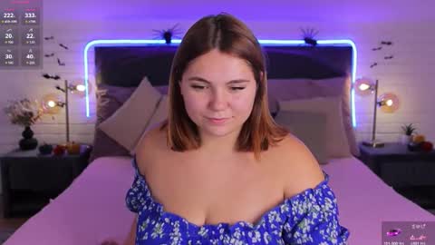 Snapshot of velvet___doll chatting on November 2, 2025, 1:13 pm Velvet   Doll online show from November 2, 2025, 1:13 pm