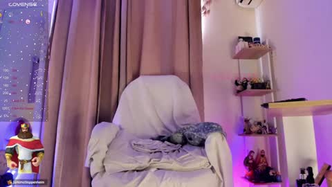 Snapshot of venuslusty chatting on February 4, 2025, 8:17 pm Venus online show from February 4, 2025, 8:17 pm