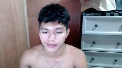 Snapshot of vflashy505 chatting on October 3, 2025, 8:44 am vflashy505 online show from October 3, 2025, 8:44 am