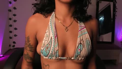 Snapshot of vianka_millerxxx chatting on January 23, 2025, 11:37 am Vianka online show from January 23, 2025, 11:37 am