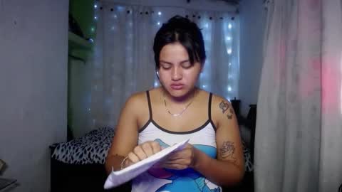 Snapshot of vic_nahomic chatting on November 1, 2025, 1:57 pm vic_nahomic online show from November 1, 2025, 1:57 pm