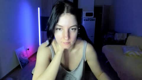 Victoria online show from October 24, 2025, 2:57 pm