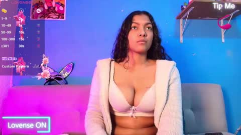 vicky_miller_05 online show from February 22, 2025, 10:20 pm
