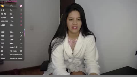 Snapshot of victorialg chatting on October 20, 2025, 8:53 pm victorialg online show from October 20, 2025, 8:53 pm