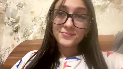 Sweett online show from February 20, 2025, 10:37 pm
