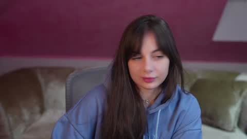 Snapshot of viktoria_storm chatting on January 9, 2025, 3:04 am Alisa online show from January 9, 2025, 3:04 am