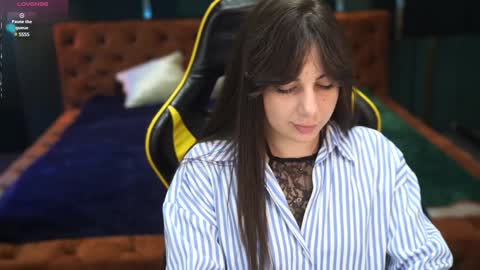 Snapshot of viktoria_storm chatting on January 15, 2025, 7:44 pm Alisa online show from January 15, 2025, 7:44 pm