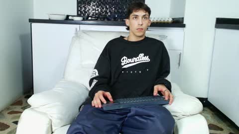 Vincent online show from January 28, 2025, 10:12 pm