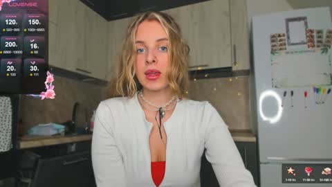 Snapshot of violet_blue_eyes chatting on December 28, 2024, 1:17 pm Violet online show from December 28, 2024, 1:17 pm