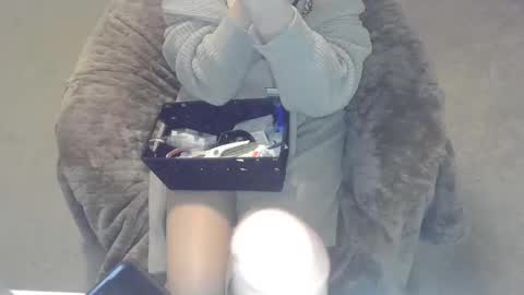 Snapshot of violet_winter97 chatting on December 24, 2024, 3:16 pm violet_winter97 online show from December 24, 2024, 3:16 pm