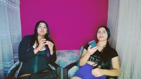 Snapshot of violeta_rouses chatting on February 6, 2025, 3:06 am violeta_rouses online show from February 6, 2025, 3:06 am