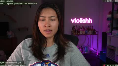 Snapshot of violishh chatting on February 21, 2025, 2:50 am follow me on twitter violishh and ig violishh  online show from February 21, 2025, 2:50 am