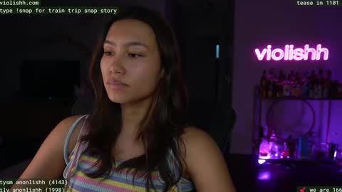 Snapshot of violishh chatting on March 1, 2025, 11:47 pm follow me on twitter violishh and ig violishh  online show from March 1, 2025, 11:47 pm