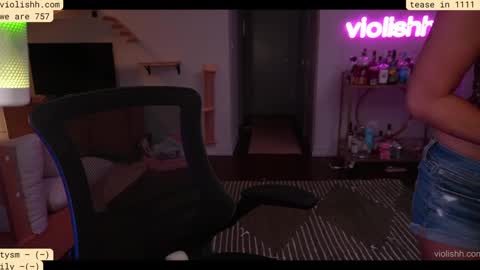 Snapshot of violishh chatting on September 13, 2025, 1:16 am follow me on twitter violishh and ig violishh  online show from September 13, 2025, 1:16 am