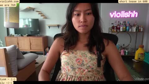 Snapshot of violishh chatting on September 14, 2025, 7:24 pm follow me on twitter violishh and ig violishh  online show from September 14, 2025, 7:24 pm