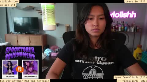 Snapshot of violishh chatting on October 1, 2025, 6:25 pm follow me on twitter violishh and ig violishh  online show from October 1, 2025, 6:25 pm